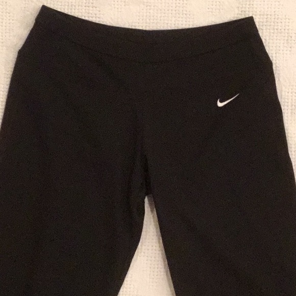 NIKE CAPRI’S - Picture 5 of 5